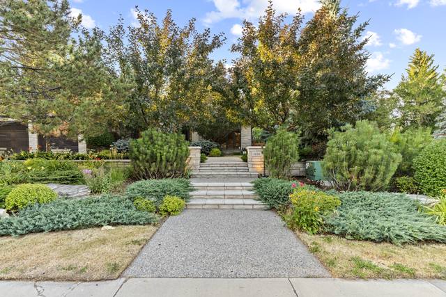 Front walkway and gardens